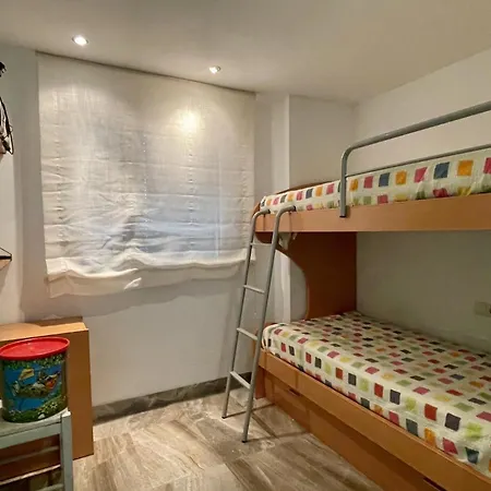 Torroella 89 Bx-2 - Planta Baja Apartment